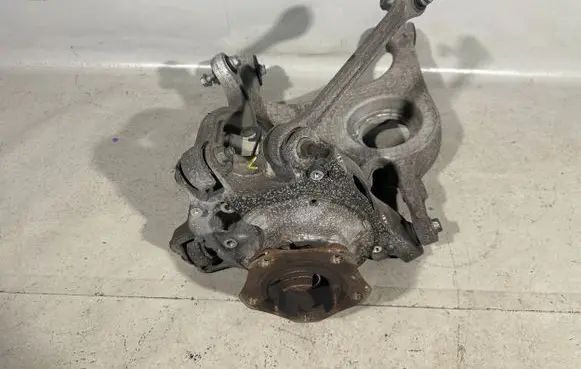 Porsche Panamera (970) Rear wheel hub spindle/knuckle 97033161103 97033161120 99133160503