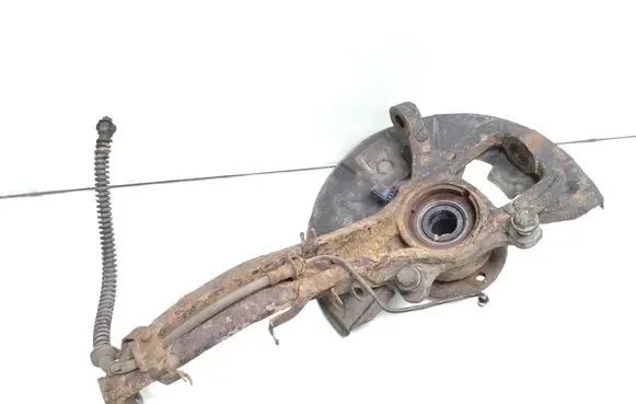 Front wheel hub spindle knuckle