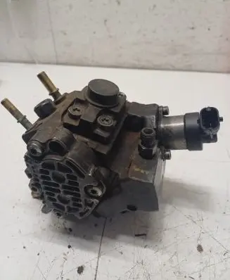Opel Vivaro Fuel injection high pressure pump 0445010234