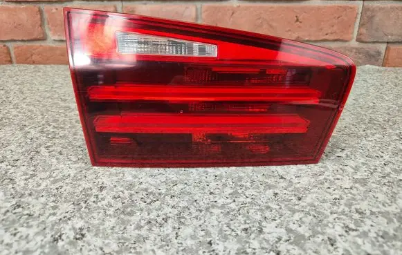 BMW 5 F10 F11 Tailgate rear/tail lights 7370347