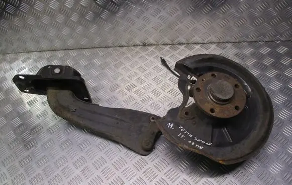 Volkswagen Jetta V Rear control arm