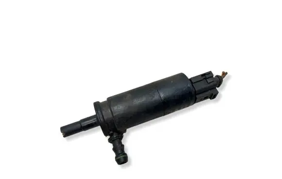 Volkswagen PASSAT B6 Headlight washer pump 3B7955681