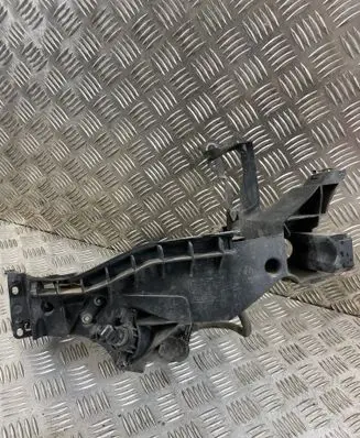 Audi A5 Sportback 8TA Headlight/headlamp mounting bracket 8T0805608L