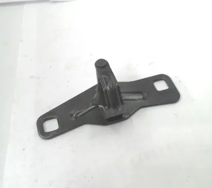 Audi A5 8T 8F Loading door lock loop/hook striker 8T0827507