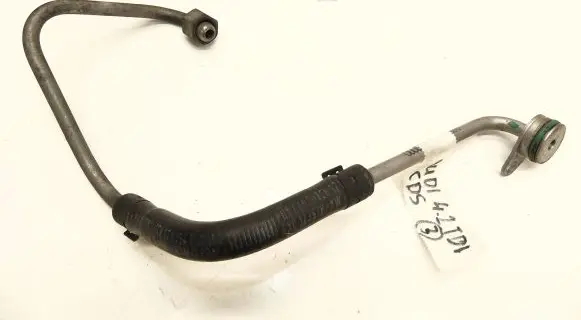 Audi Q7 4L Coolant pipe/hose 057121597Q