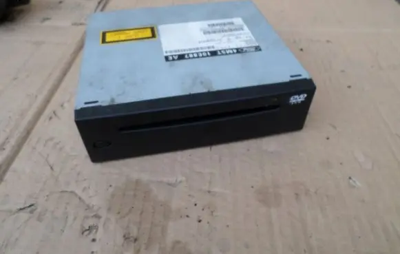 Ford Mondeo Mk III Navigation unit CD/DVD player 