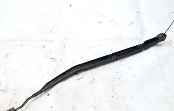 Nissan Primera Front wiper blade arm