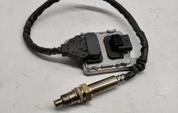 Mercedes-Benz Vito Viano W447 Lambda probe sensor A0009058011 SNS1005A 0009058011