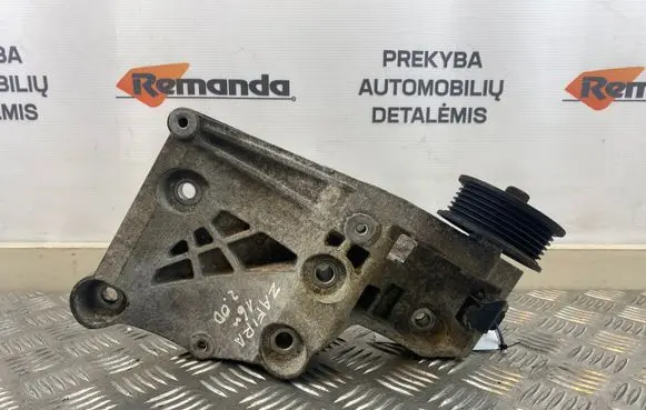 Opel Zafira C A/C compressor mount bracket 55582510 532274354