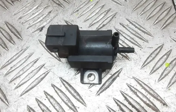 Lexus IS 220D-250-350 Turbo solenoid valve 258600R010