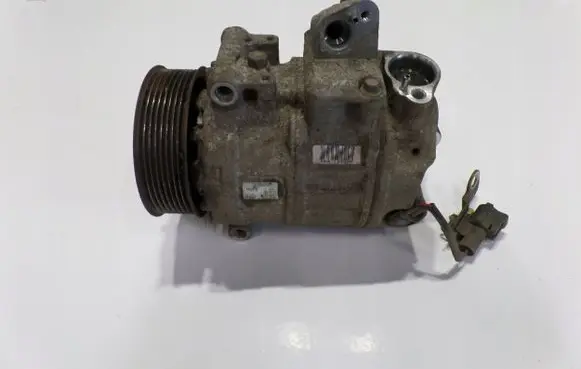 Land Rover Discovery 3 - LR3 Air conditioning (A/C) compressor (pump) JPB000183