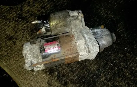 Suzuki Swift I Starter motor 3110080G0 2280008930