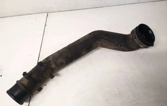 Volvo S40, V40 Intercooler hose/pipe 30617190