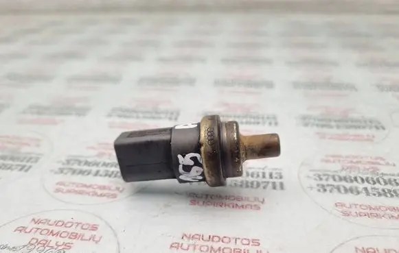 Audi A6 S6 C6 4F Coolant temperature sensor 06A919501A