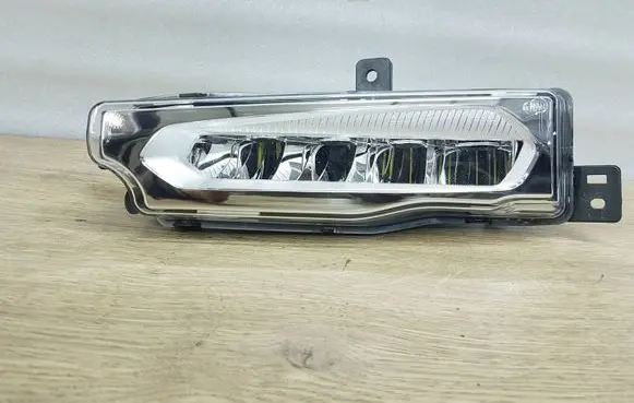 BMW X3 G01 Front fog light 7412527