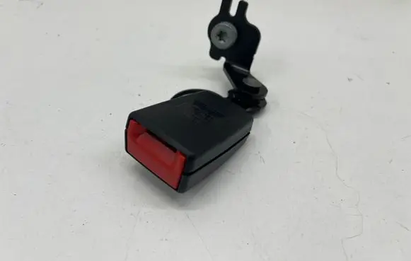 Mini Clubman F54 Rear seatbelt buckle 7362069
