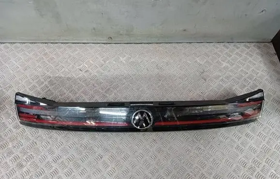 Volkswagen Taigo Tailgate rear/tail lights 2G7945093 E812260 0022429206