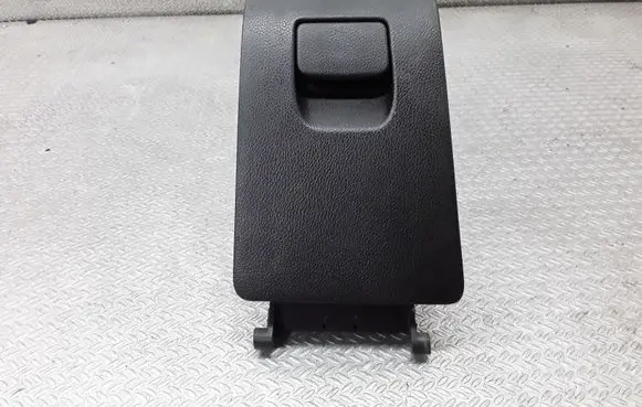 Chevrolet Orlando Dashboard storage box/compartment 