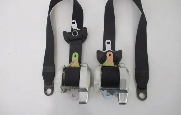 Toyota Aygo AB10 Set of seat belts 7P1190P
