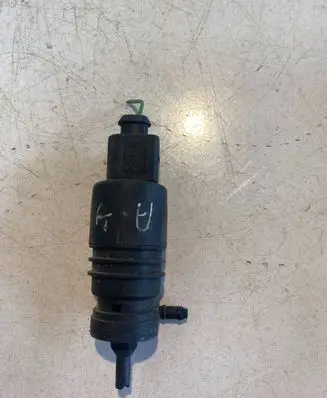 Audi A6 S6 C5 4B Windscreen/windshield washer pump 1T0955651 3028149