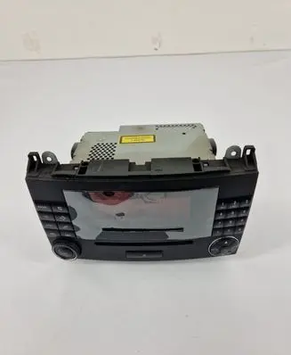 Mercedes-Benz A W169 Radio/CD/DVD/GPS head unit A1698207589