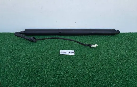 BMW X5 F15 Tailgate strut 961745