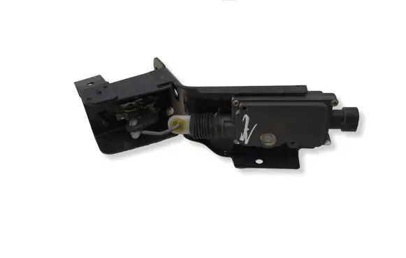 Citroen C5 Tailgate window lock/catch/latch A00177