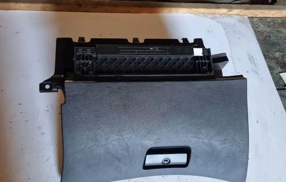 BMW 3 E46 Glove box set 51168196111