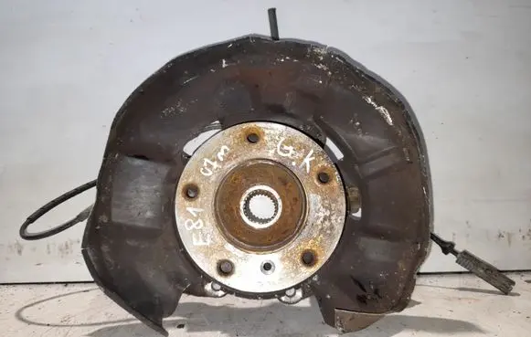 BMW 1 E81 E87 Rear wheel hub