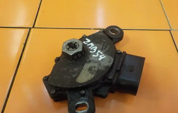 Volkswagen Touareg I Torque split ecu control unit/module POTENCJOMETR