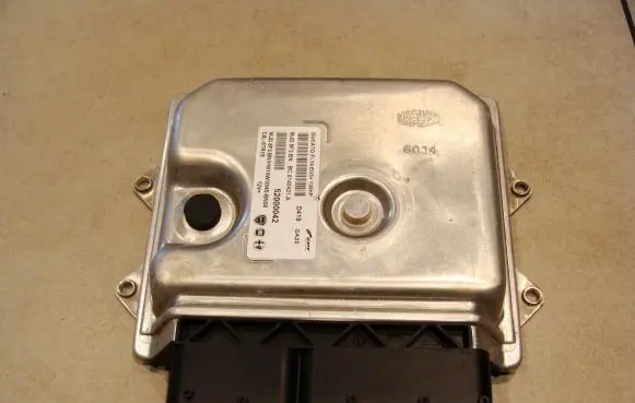 Fiat Ducato Engine control unit/module ECU 52000042