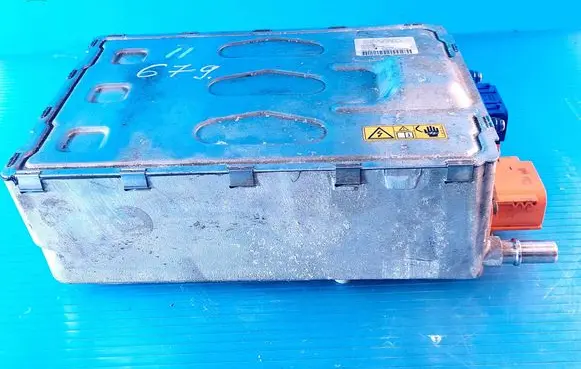 LEVC TX Hybrid / electric car battery 1E004615 32263886 T582015100037