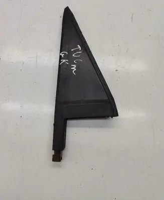 Other rear door trim element