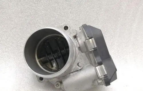 BMW 7 F01 F02 F03 F04 Throttle valve 7566243