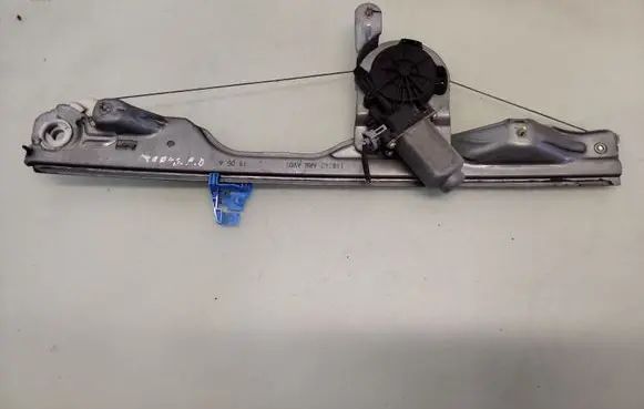 Renault Modus Front door window regulator with motor 118242