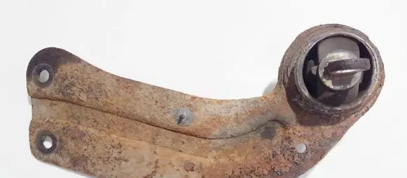 Rear upper control arm/wishbone