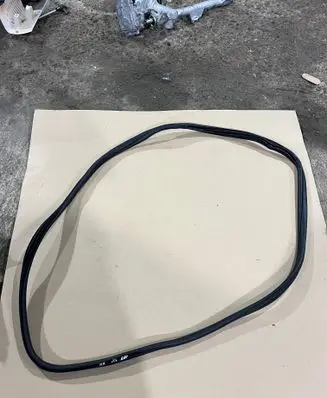 BMW iX2 (U10) Front door rubber seal 