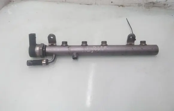 Mercedes-Benz R W251 Fuel main line pipe A6420700495004