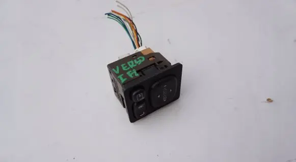 Skoda Superb B5 (3U) Wing mirror switch