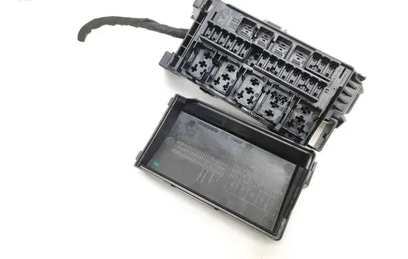 Buick Encore GX I Fuse module E15634500