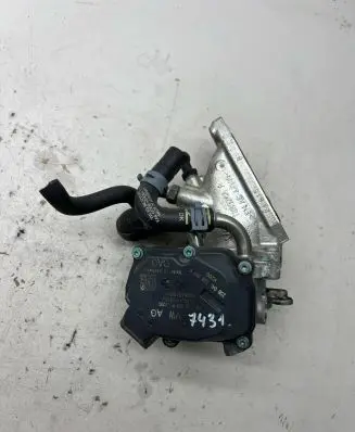 Volkswagen Golf VII Throttle valve 04L128063P 04L128059K