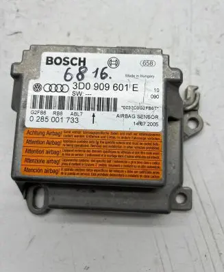 Volkswagen Touareg I Airbag control unit/module 3d0909601e 0285001733