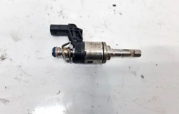 Fuel injector