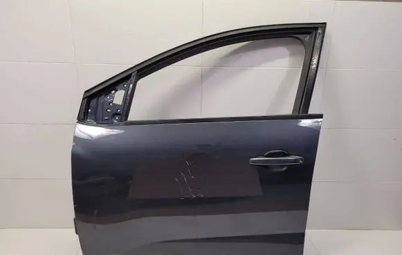 Dacia Sandero III Front door