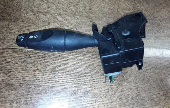 Ford Focus Indicator stalk 98AG13335BG