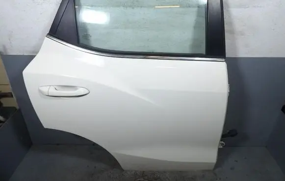 SsangYong Tivoli Rear door 