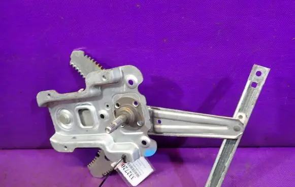 Nissan Micra Rear door window regulator with motor