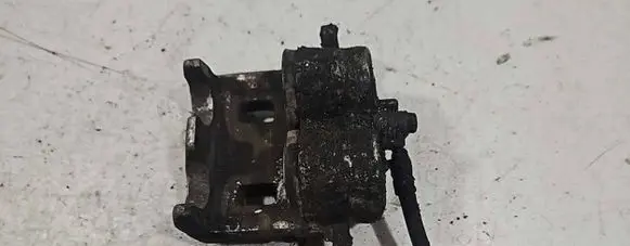 Subaru Forester SG Front brake caliper 10019 230509 P0C14631