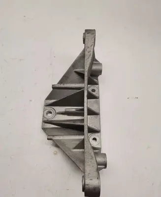 BMW X5 F15 Engine mounting bracket 7328324