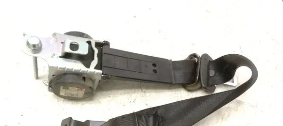 Opel Astra H Front seatbelt 560834901D 060911